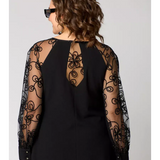 Barbara | Vestido elegante e sensual de renda preta