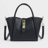 Alicia - Mala em pele - Ines Braga