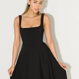 Amélia™ | Vestido Midi Intemporal e Fluido - Ines Braga