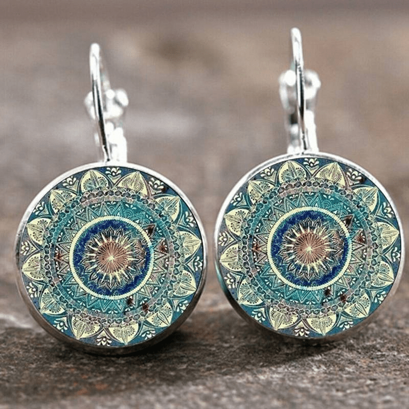 AuroraJoy Brincos Mandala Vintage Redondos - Elegantes - Ines Braga