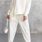 Babette | Conjunto de Duas Peças com Estilo Intemporal - Ines Braga