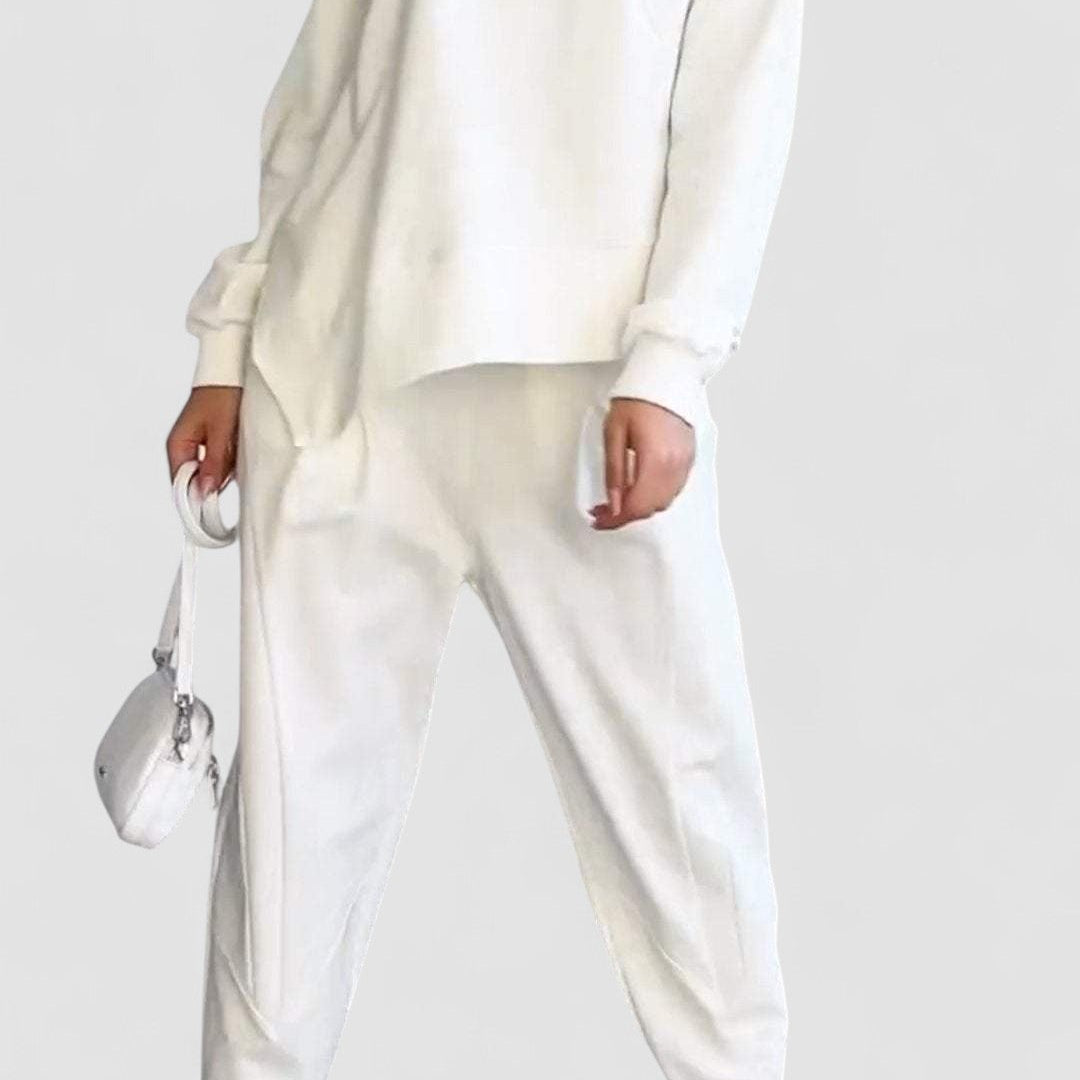 Babette | Conjunto de Duas Peças com Estilo Intemporal - Ines Braga