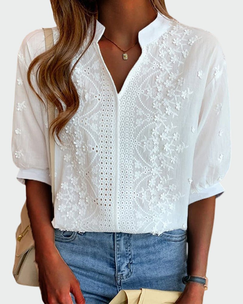 Blusa com detalhes de renda e mangas bufantes - Ines Braga