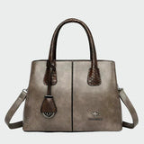 Bolsa de couro elegante - Ines Braga