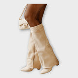 Botas Altas com Design Elegante - Ines Braga