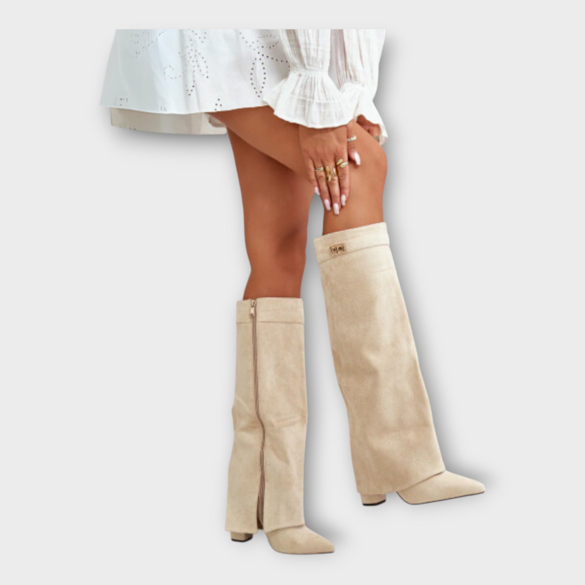 Botas Altas com Design Elegante - Ines Braga