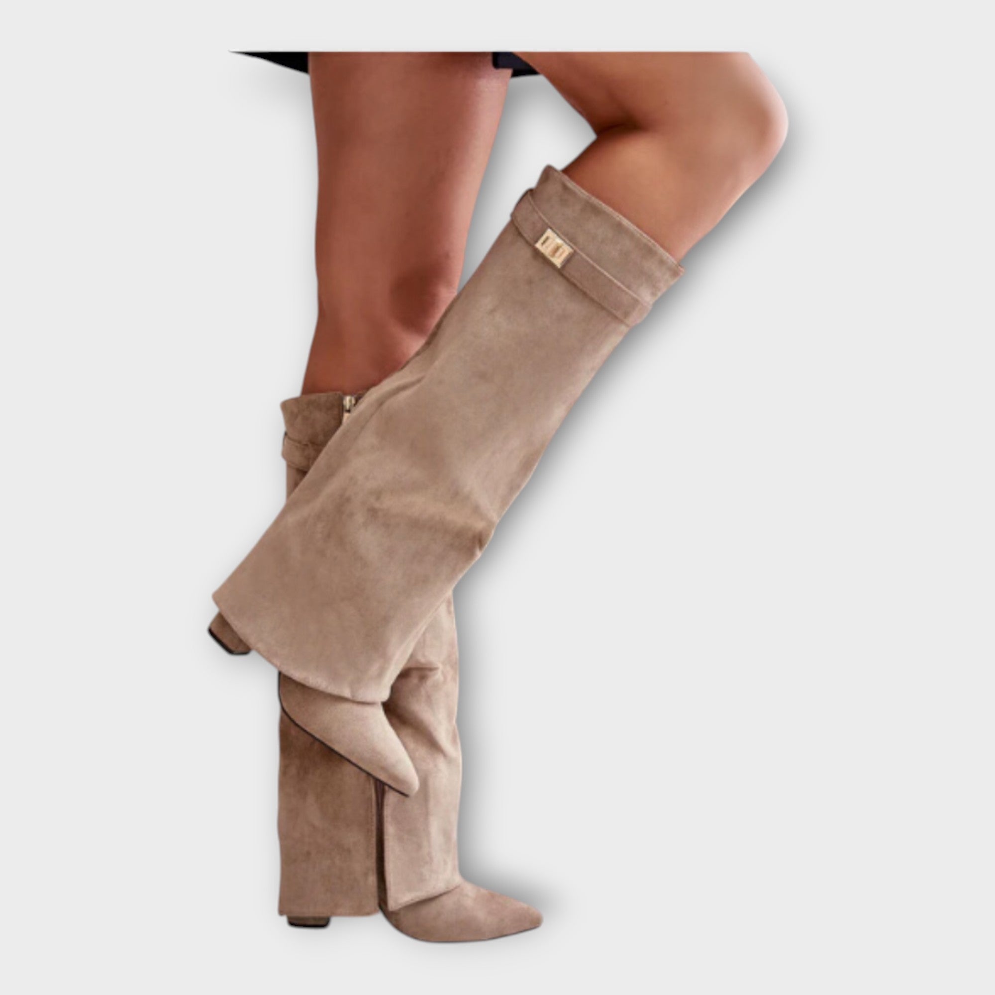 Botas Altas com Design Elegante - Ines Braga
