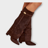 Botas Altas com Design Elegante - Ines Braga