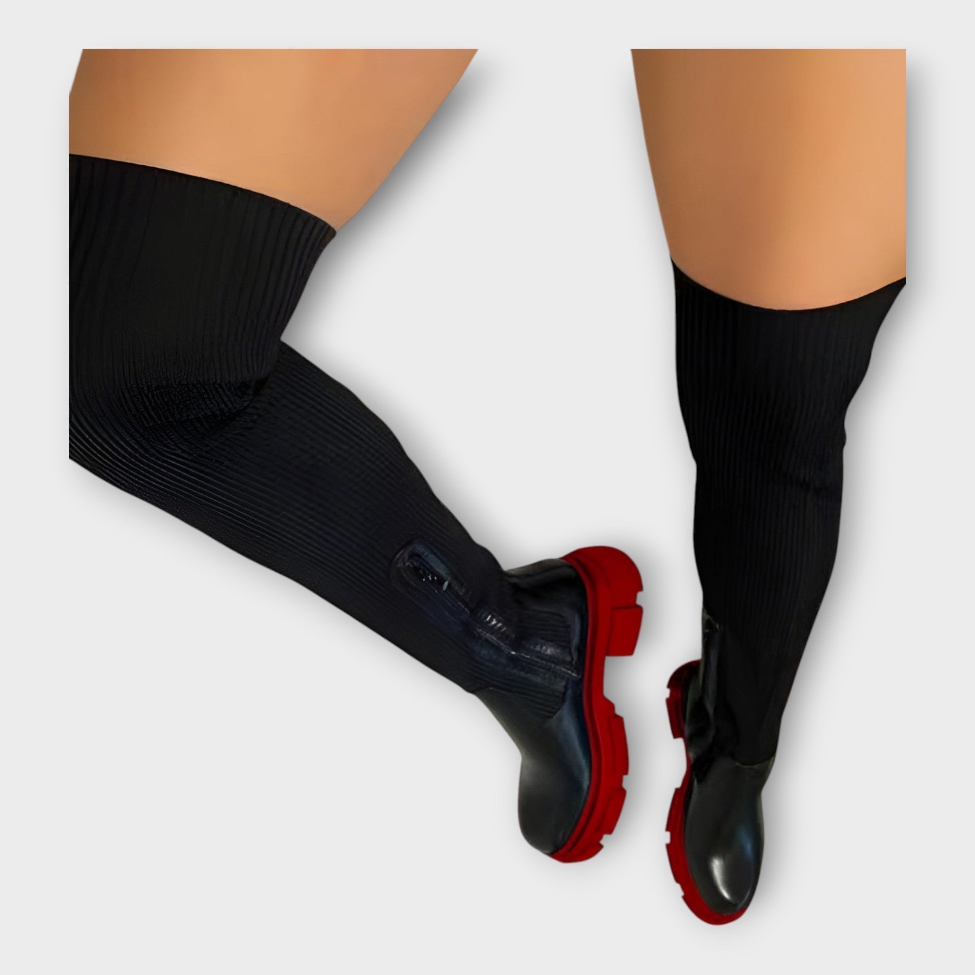 Botas Modernas com Design Minimalista - Ines Braga