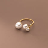 BrilhoNova Anel Triangular Ajustável Pérolas - Elegância - Ines Braga