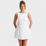 Carrie - Mini vestido com fita de pérolas - Ines Braga