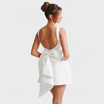 Carrie - Mini vestido com fita de pérolas - Ines Braga