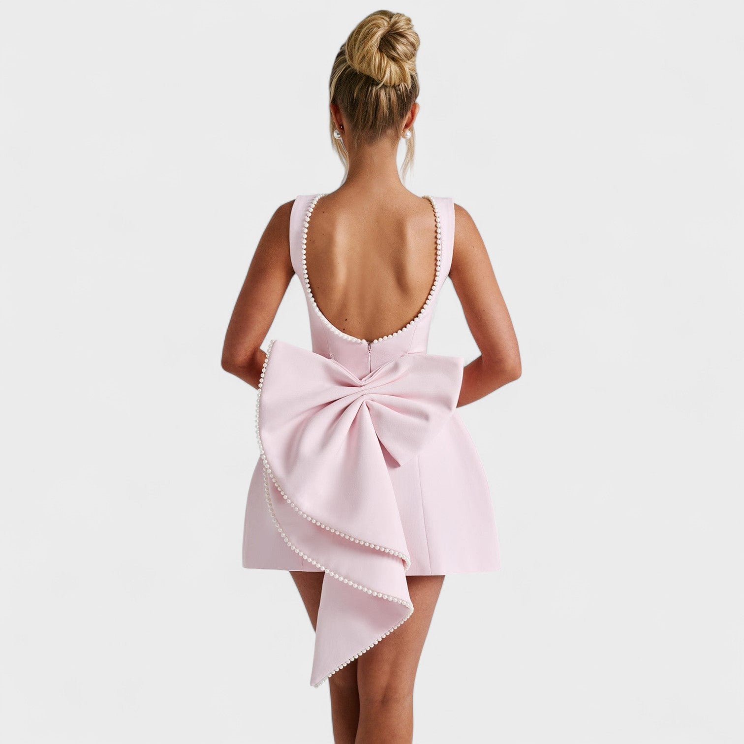 Carrie - Mini vestido com fita de pérolas - Ines Braga