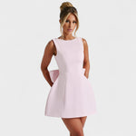 Carrie - Mini vestido com fita de pérolas - Ines Braga