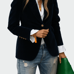 Casaco em linha luxuosa - Ines Braga