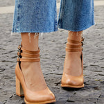 Casilda | Sandálias lisas com tira no tornozelo e sola grossa - Ines Braga