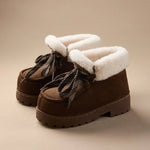 Caty | Botas com plataforma em camurça sintética com toque fofo e quente - Ines Braga