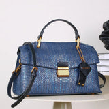 Celeste | Mala Tote Estampa Cobra Relevo Couro Vegano - Ines Braga