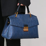 Celeste | Mala Tote Estampa Cobra Relevo Couro Vegano - Ines Braga