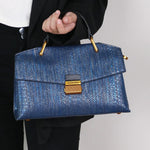 Celeste | Mala Tote Estampa Cobra Relevo Couro Vegano - Ines Braga