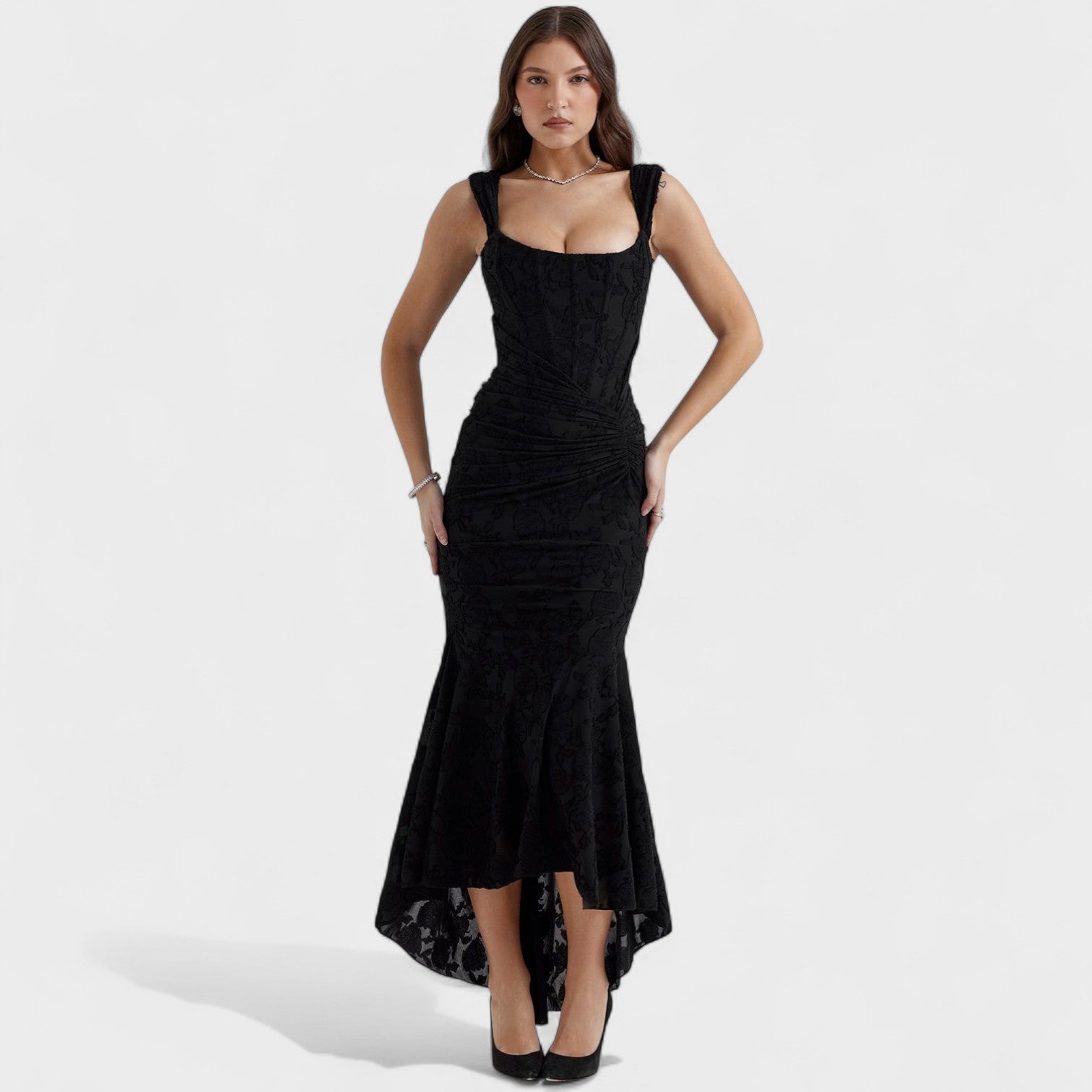 Cesca - Vestido de silhueta escultural - Ines Braga