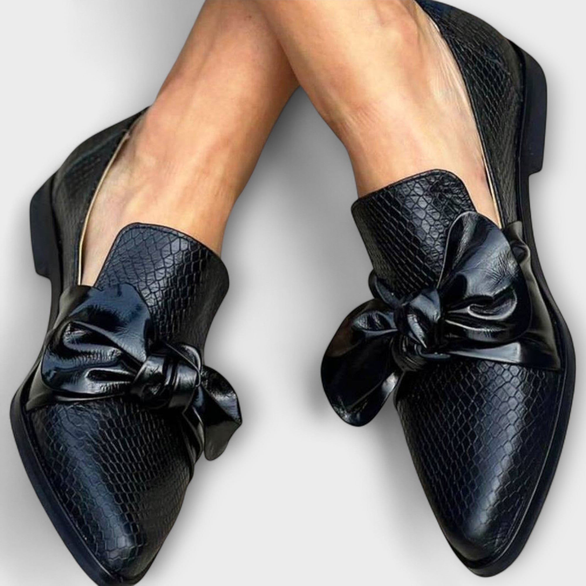 Cláudia - Loafer com Laço Decorativo - Ines Braga