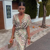 Constança | Vestido Floral com Plissado e Decote V - Ines Braga