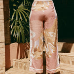 Diana| Calça de cintura alta com estampa artística - Ines Braga