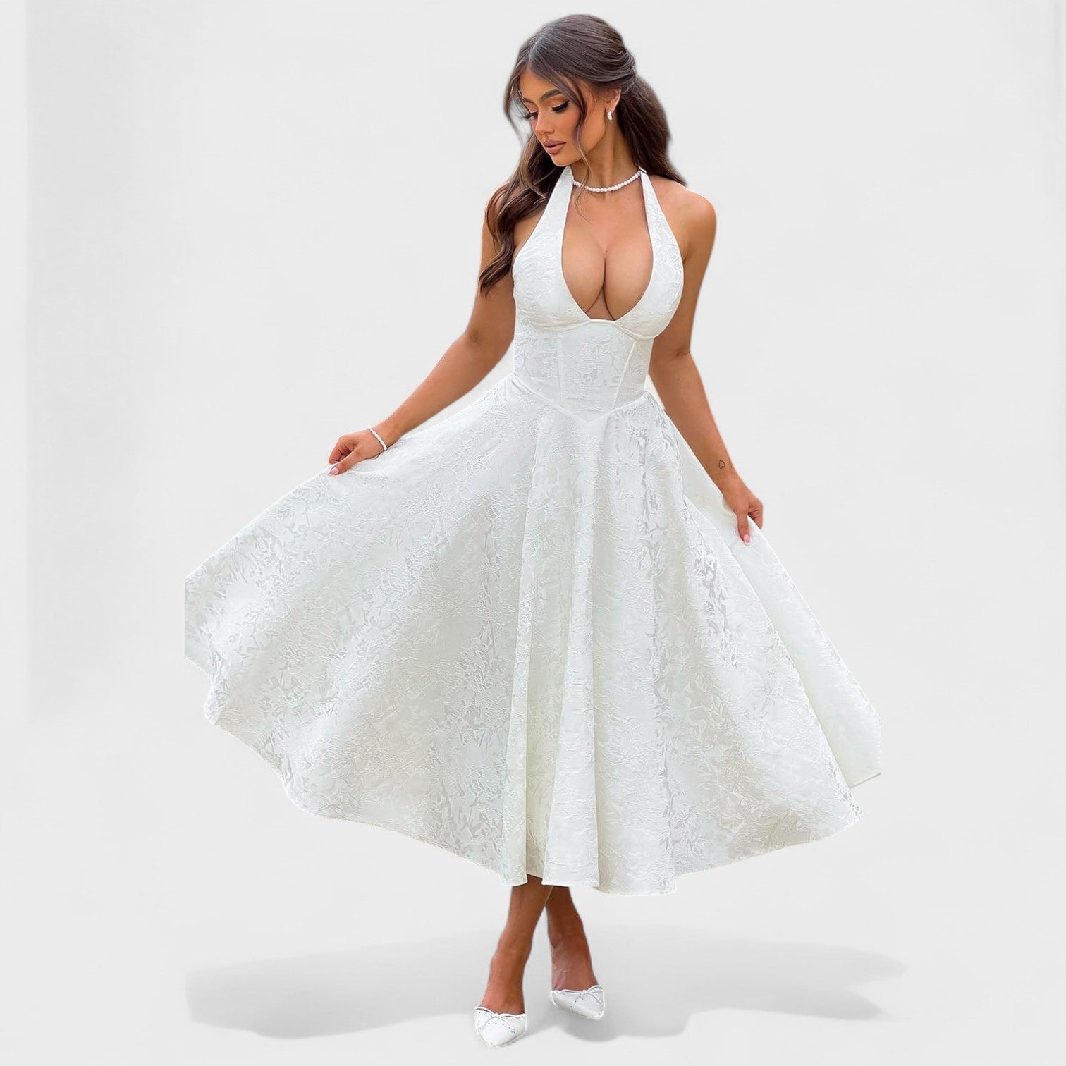 Effie - Vestido midi texturado com decote V - Ines Braga