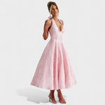 Effie - Vestido midi texturado com decote V - Ines Braga