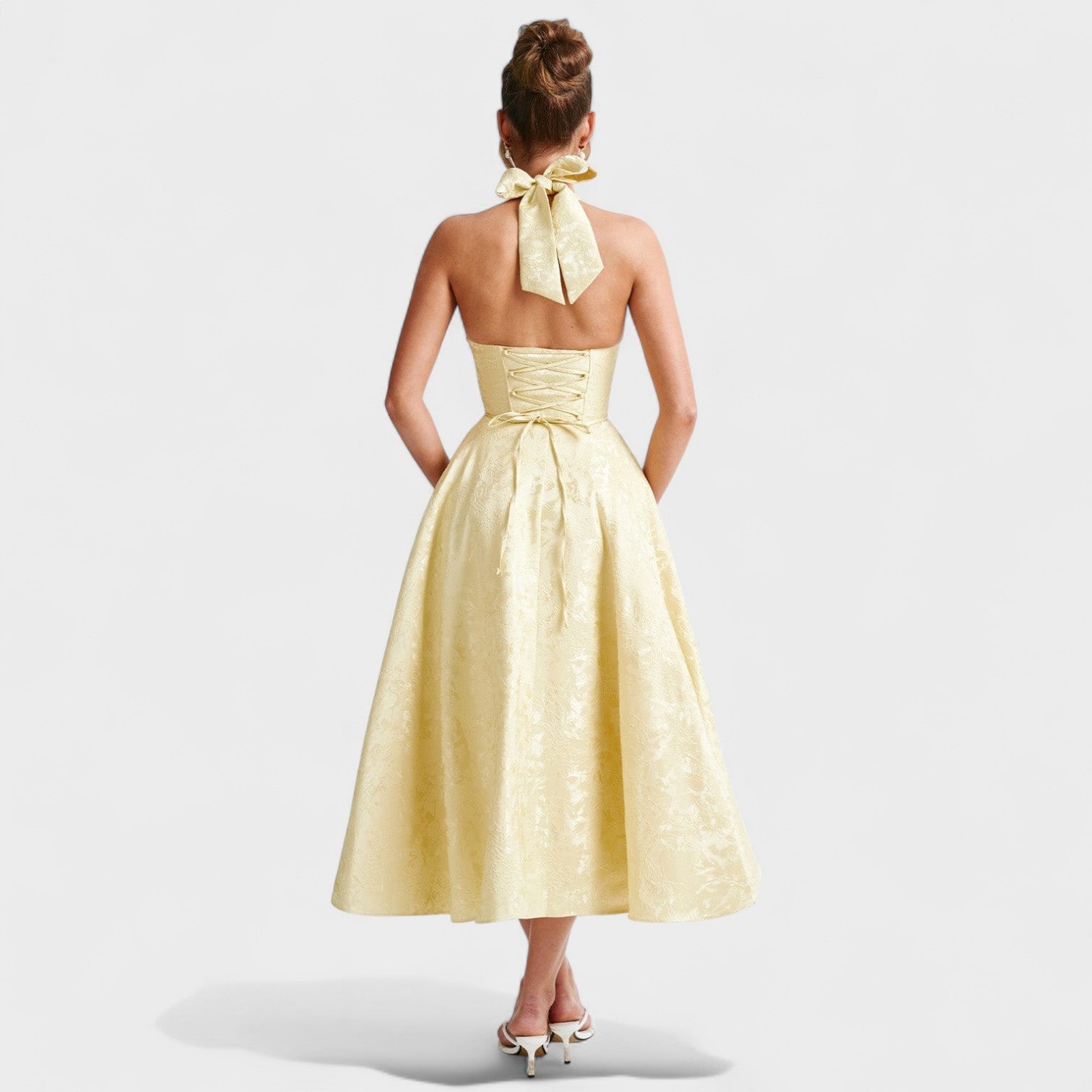 Effie - Vestido midi texturado com decote V - Ines Braga