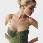 Élodie - O vestido que conquista com elegância - Ines Braga