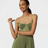 Élodie - O vestido que conquista com elegância - Ines Braga