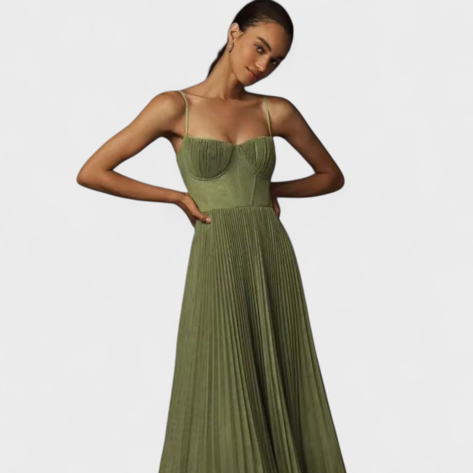 Élodie - O vestido que conquista com elegância - Ines Braga