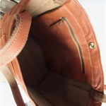 Elysia | Bolsa em Couro Sintético Versátil com Zíper - Ines Braga