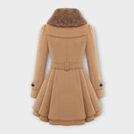 Ema - Casaco Elegante com Gola de Pele - Ines Braga