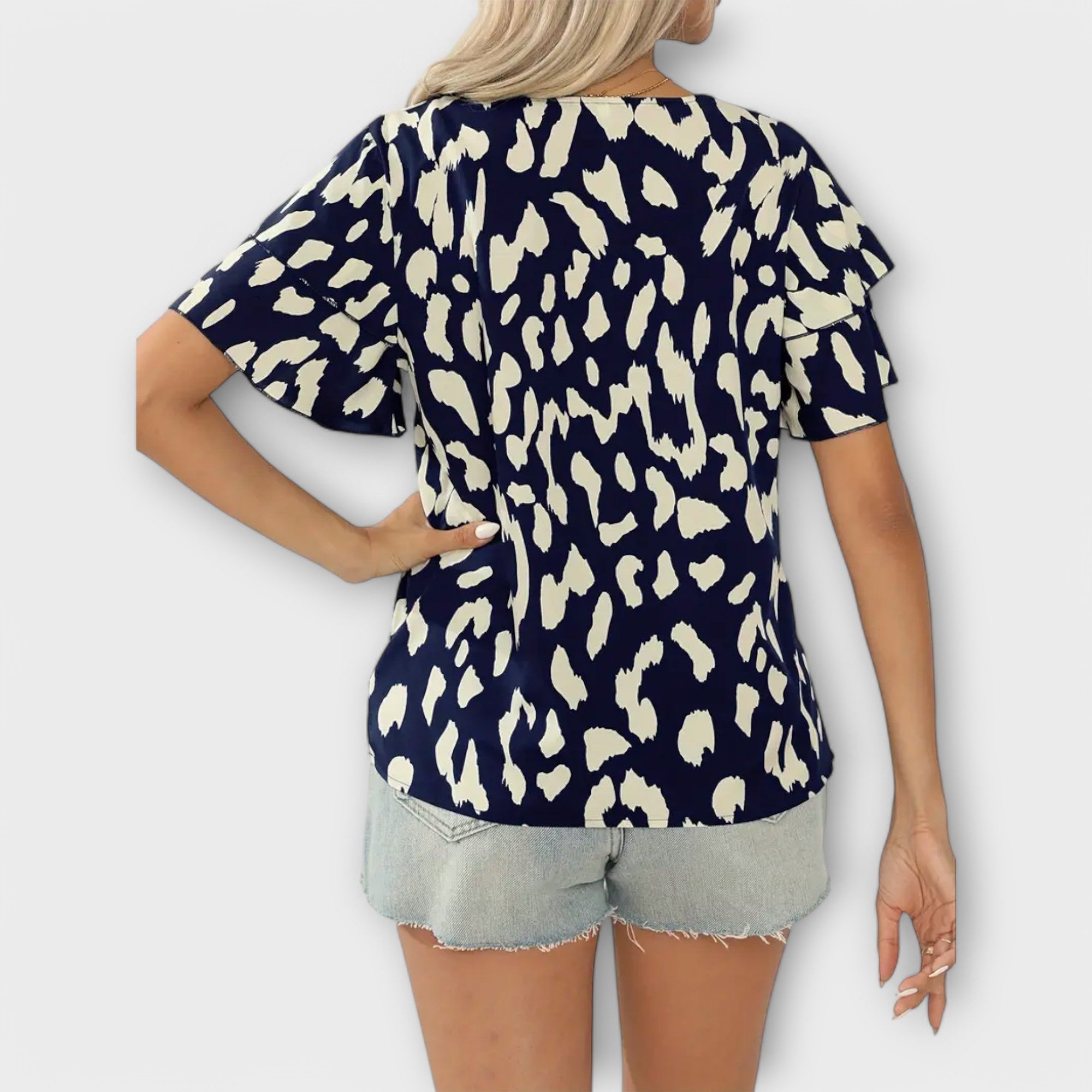 Evelyn - Blusa casual com decote redondo - Ines Braga