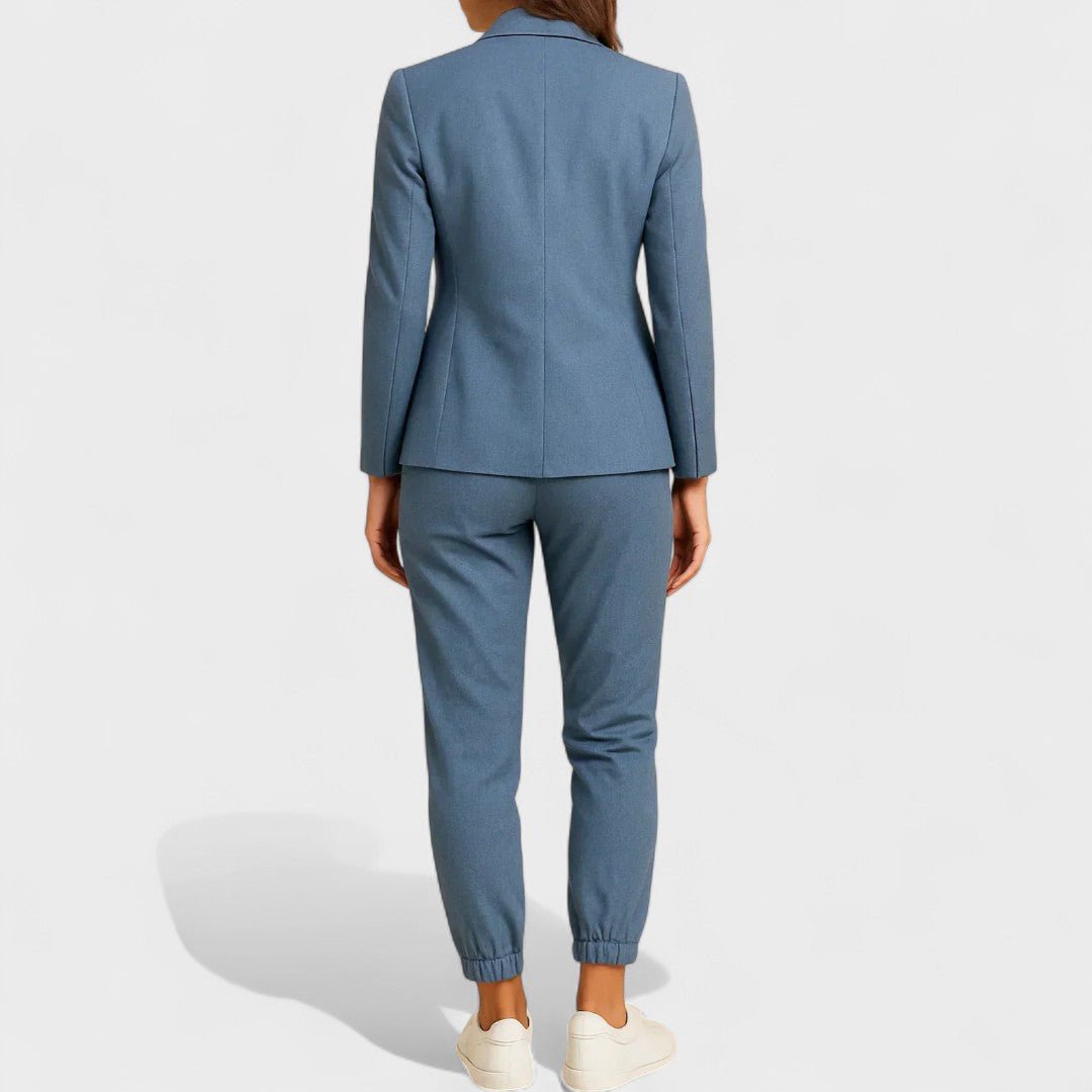 Gabriela - Conjunto Elegante com Casaco e Calças - Ines Braga