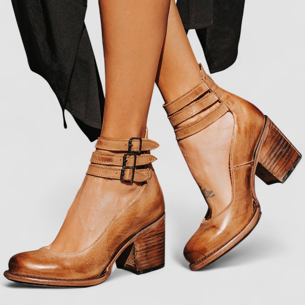 Ginevra™ | Sapatos de salto alto com tiras múltiplas e sola grossa - Ines Braga