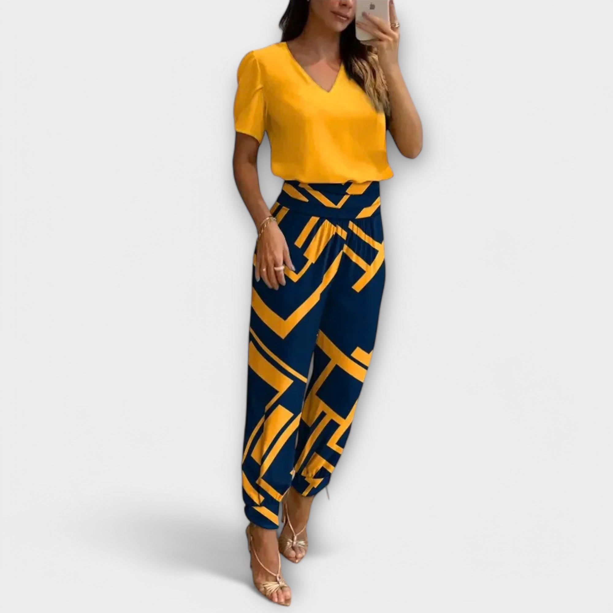 Irmelin - Conjunto elegante com camisola e calças - Ines Braga