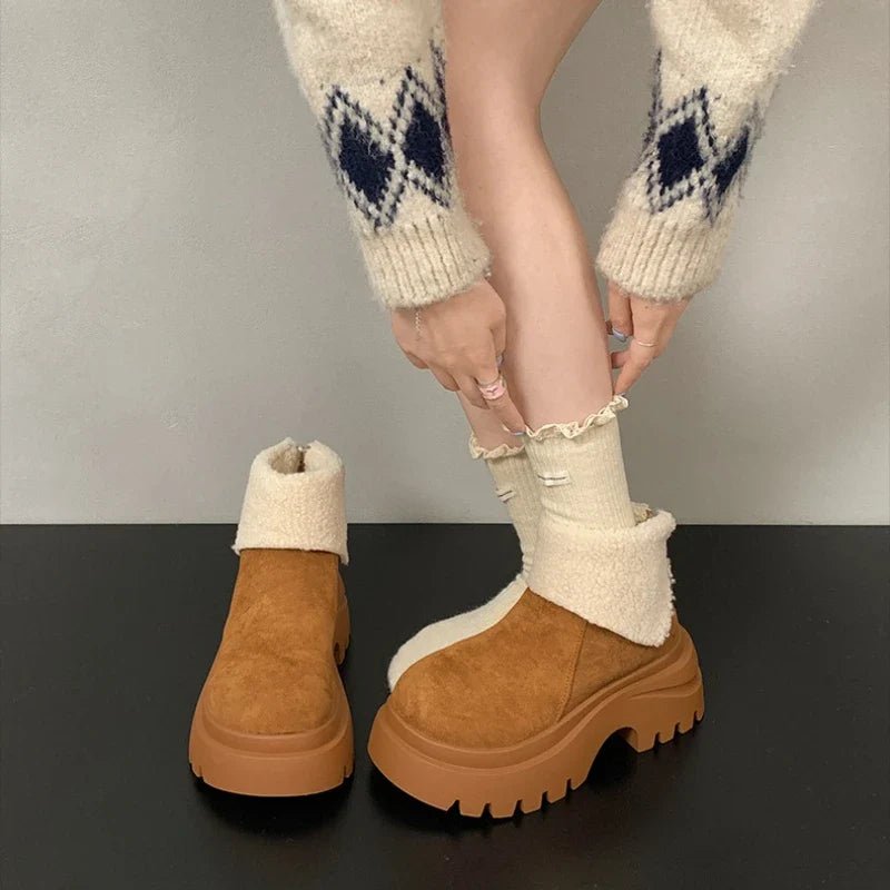 Jazmin | Plataforma grossa e design minimalista para um inverno com estilo - Ines Braga