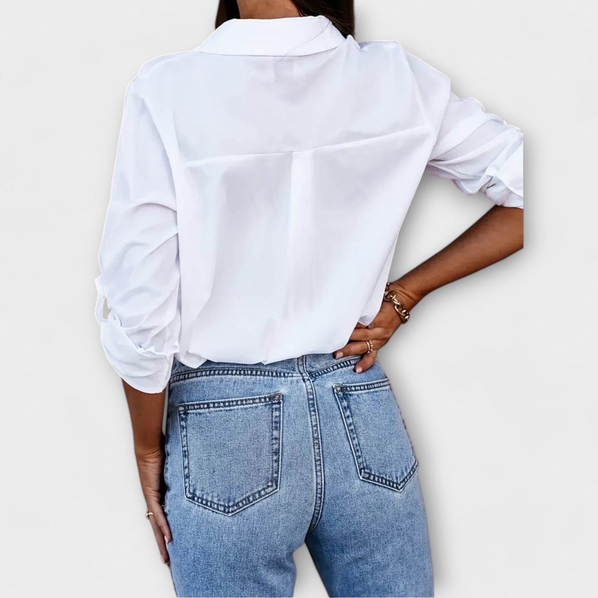 Jessica - Blusa Casual com Decote Pontiagudo - Ines Braga