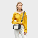 Lia - Bolsa de ombro refinada - Ines Braga