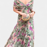 Luana® | Vestido elegante com decote em V - Ines Braga