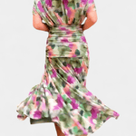 Luana® | Vestido elegante com decote em V - Ines Braga