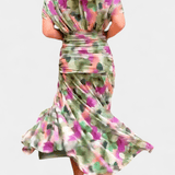 Luana® | Vestido elegante com decote em V - Ines Braga