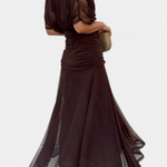 Luana® | Vestido elegante com decote em V - Ines Braga