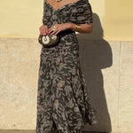 Luana® | Vestido elegante com decote em V - Ines Braga