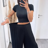 Maya | Calças Plissadas Pretas — Conforto Leve, Corte Fluido - Ines Braga