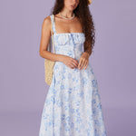 Renata | O Vestido Midi Azul com Estampa Floral, Decote Quadrado e Franzido" - Ines Braga